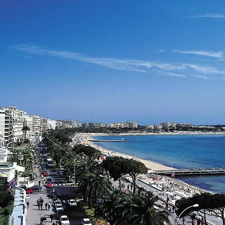 Francia-5 By Interhome